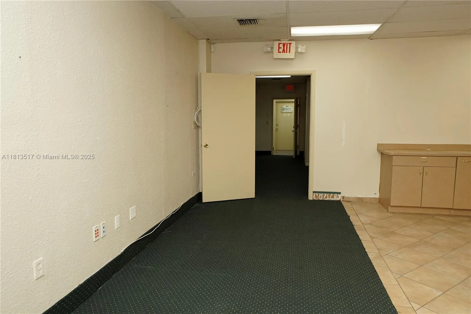 8500 SW 40th St, Miami, FL 33155 photo 2