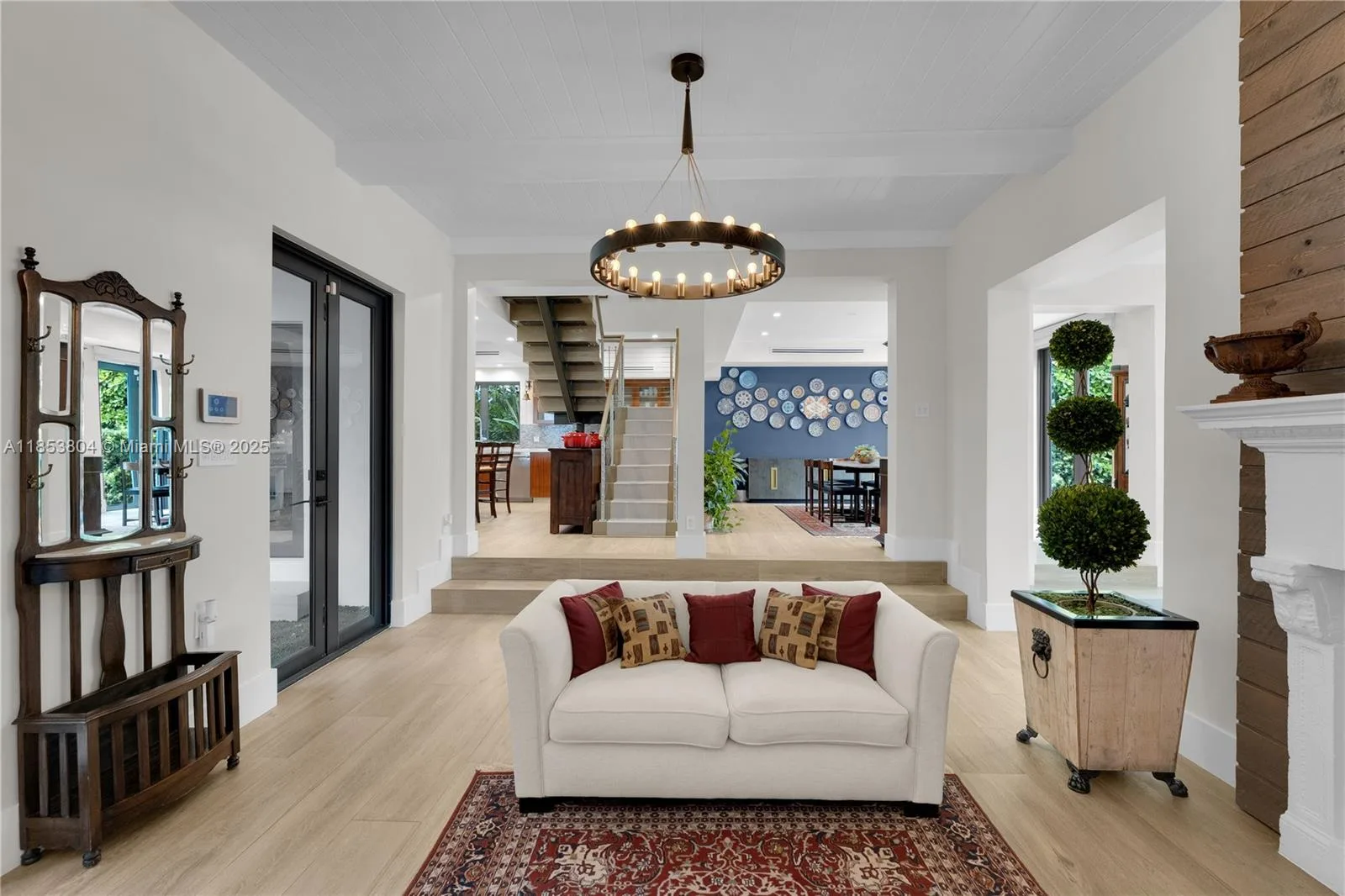 4475 N Meridian Ave, Miami Beach, FL 33140 photo 4