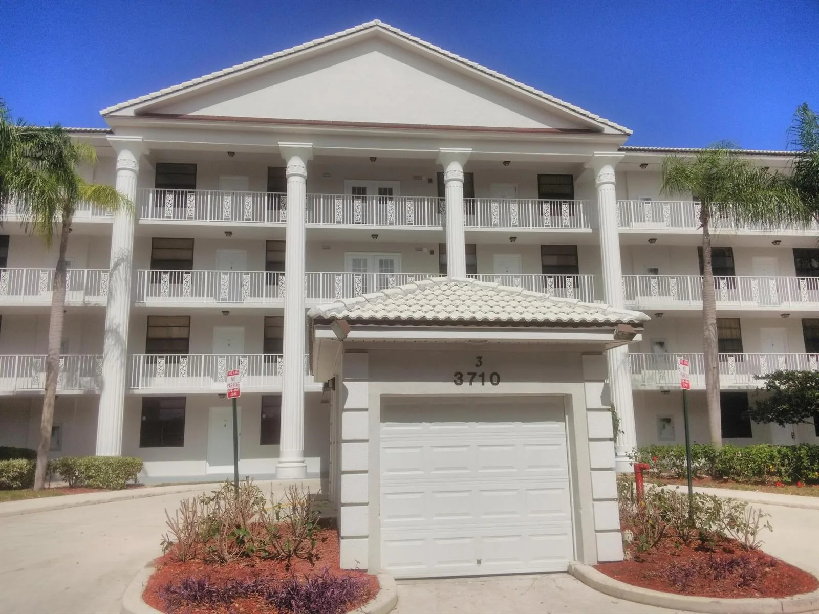 3710 Whitehall Drive # 103, West Palm Beach, FL 33401