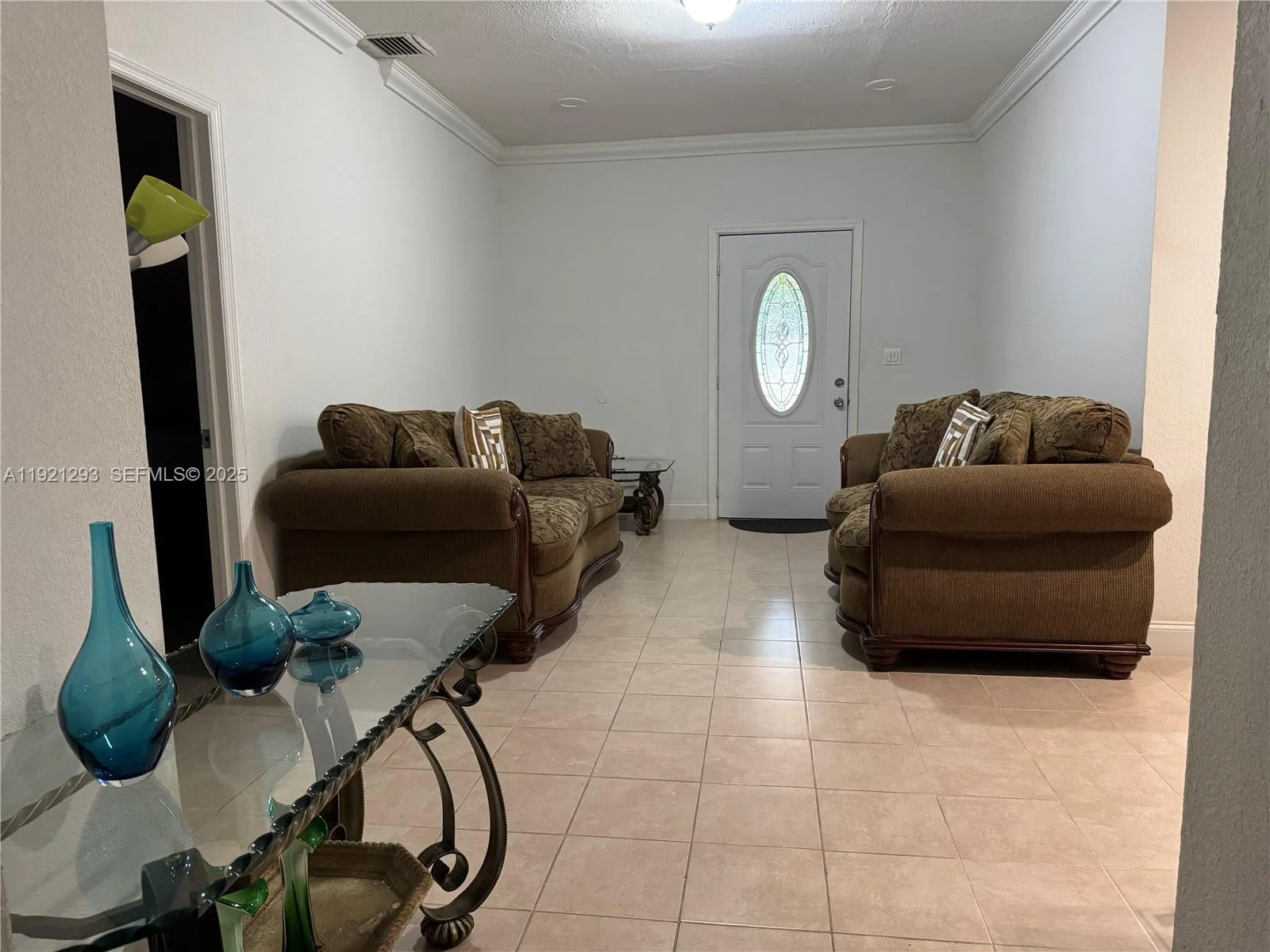 3041 NW 95th Ter, Miami, FL 33147 photo 3