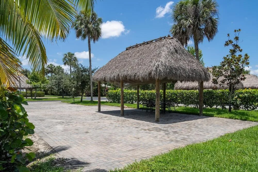 147 S Cortez Dr, Margate, FL 33068 photo 7