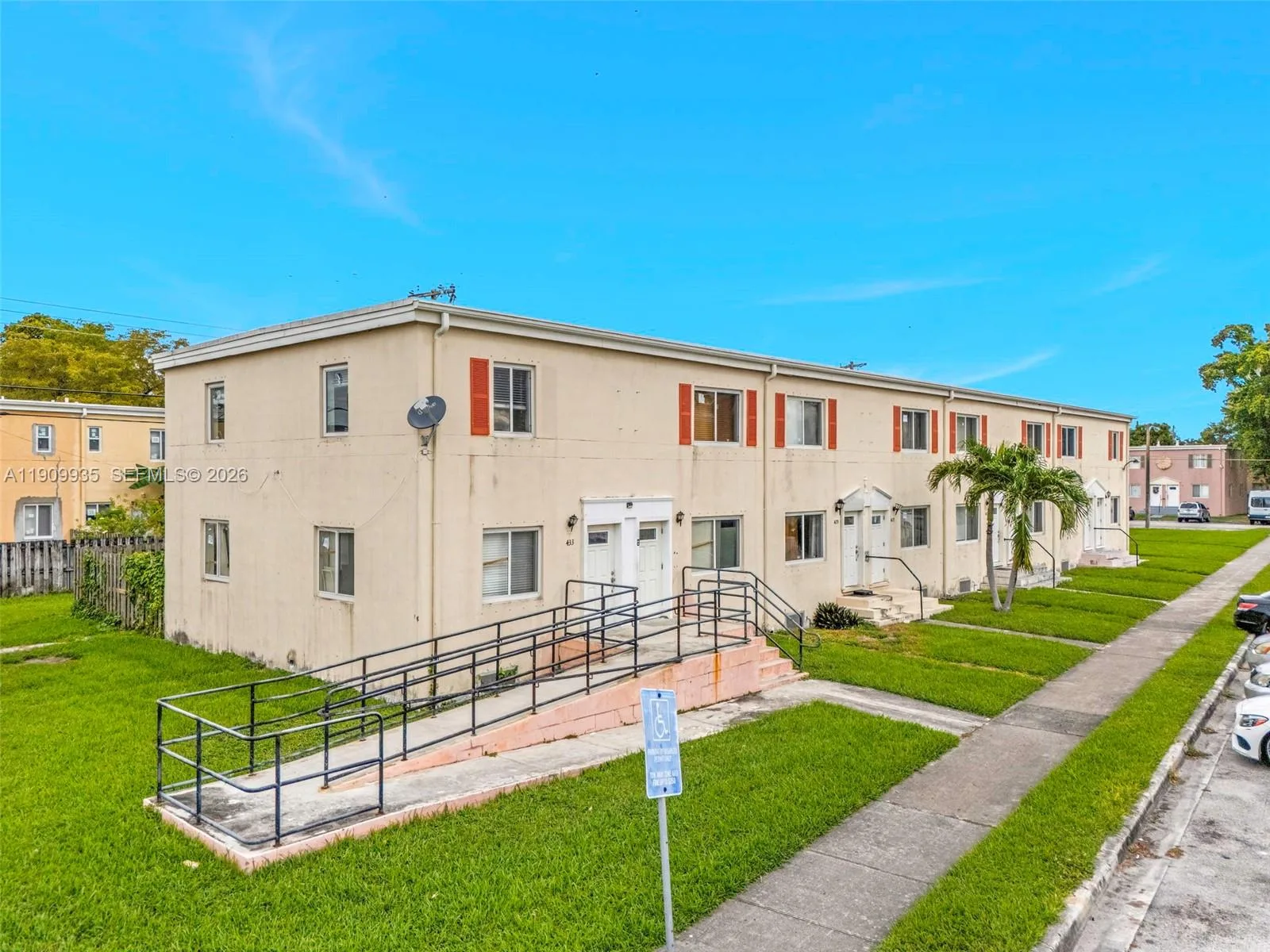 427 NW 84th Ter # 427, Miami, FL 33150 photo 4