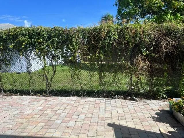 651 S SWINTON Avenue # D, Delray Beach, FL 33444 photo 8