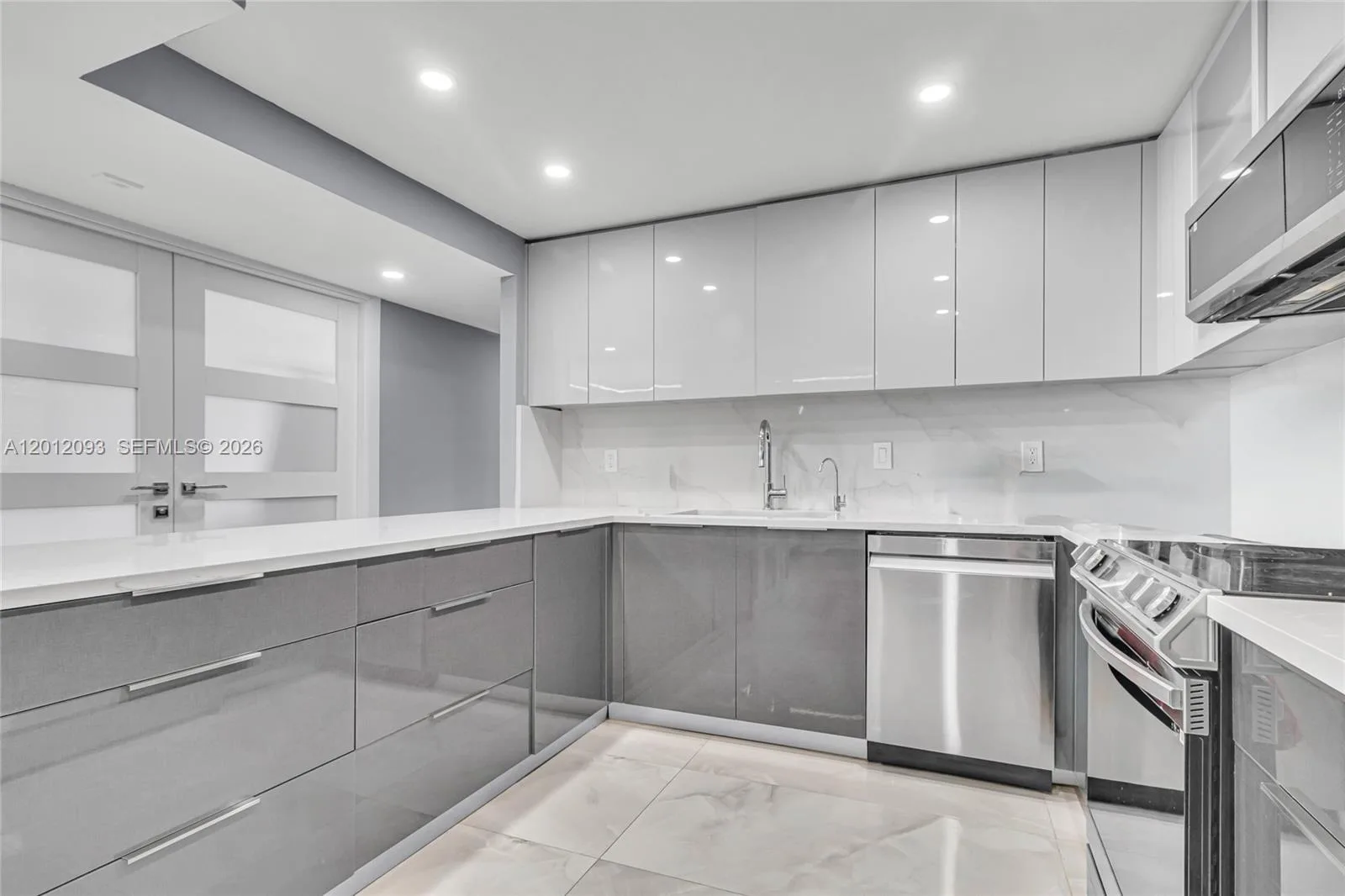 3161 S Ocean Dr # 1107, Hallandale Beach, FL 33009 photo 3