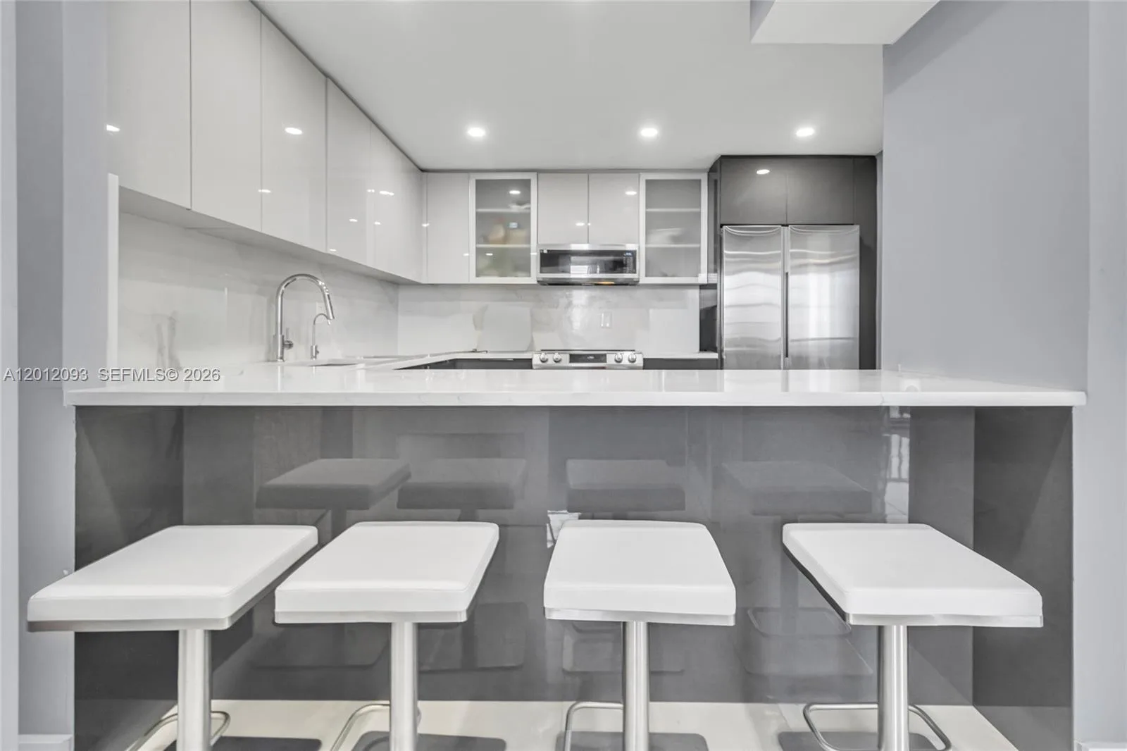 3161 S Ocean Dr # 1107, Hallandale Beach, FL 33009 photo 4