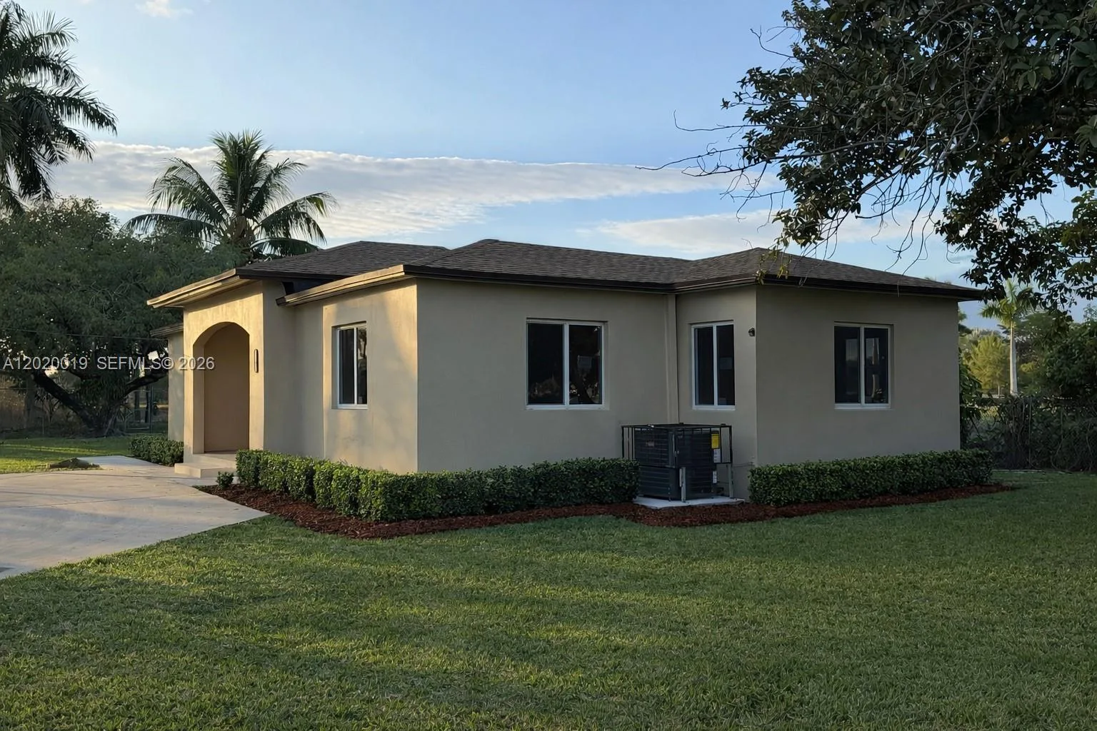 2295 NW 115th St, Miami, FL 33167 photo 4