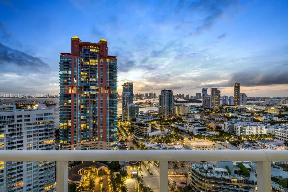 50 S Pointe Dr # 2703, Miami Beach, FL 33139 photo 2