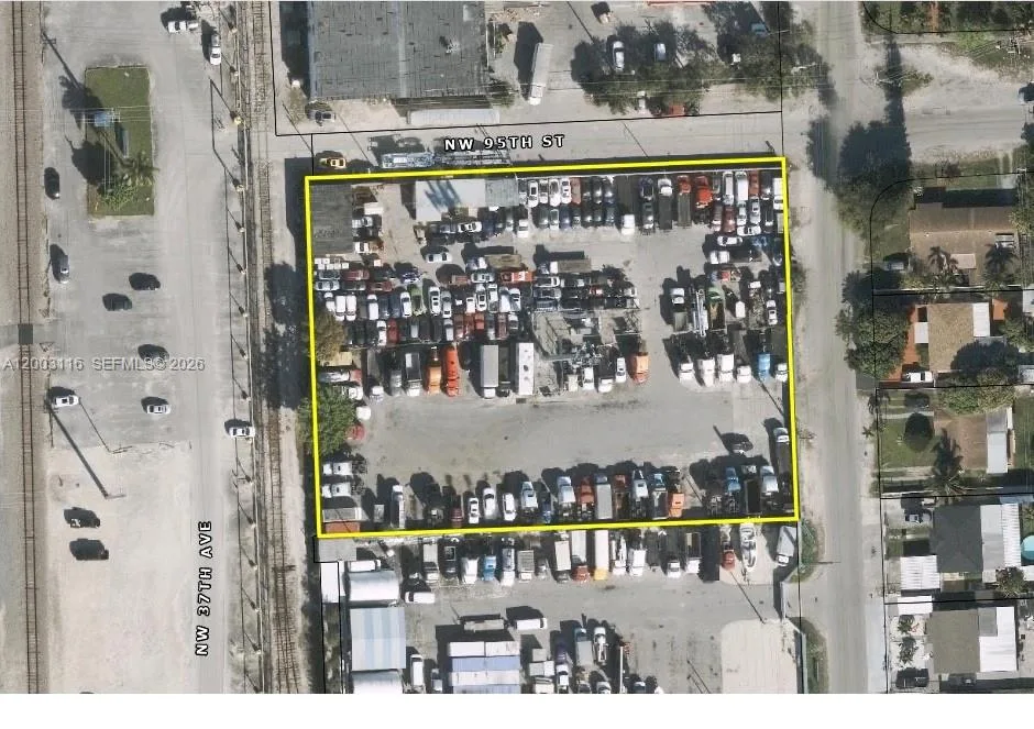 3600 NW 95th St, Miami, FL 33147