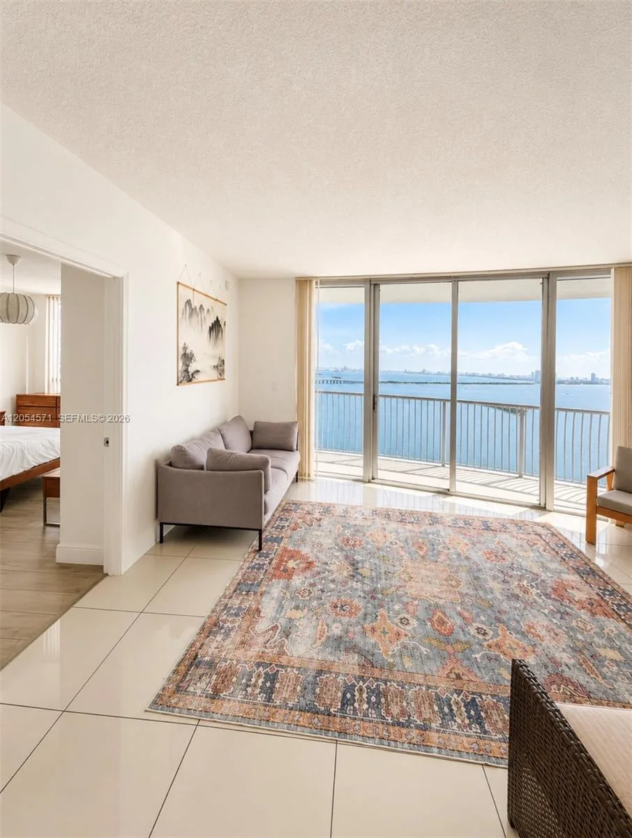 1750 N Bayshore Dr # 4201, Miami, FL 33132 photo 4