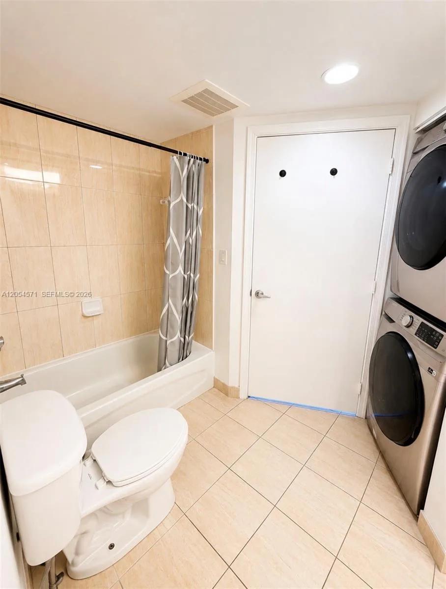 1750 N Bayshore Dr # 4201, Miami, FL 33132 photo 9