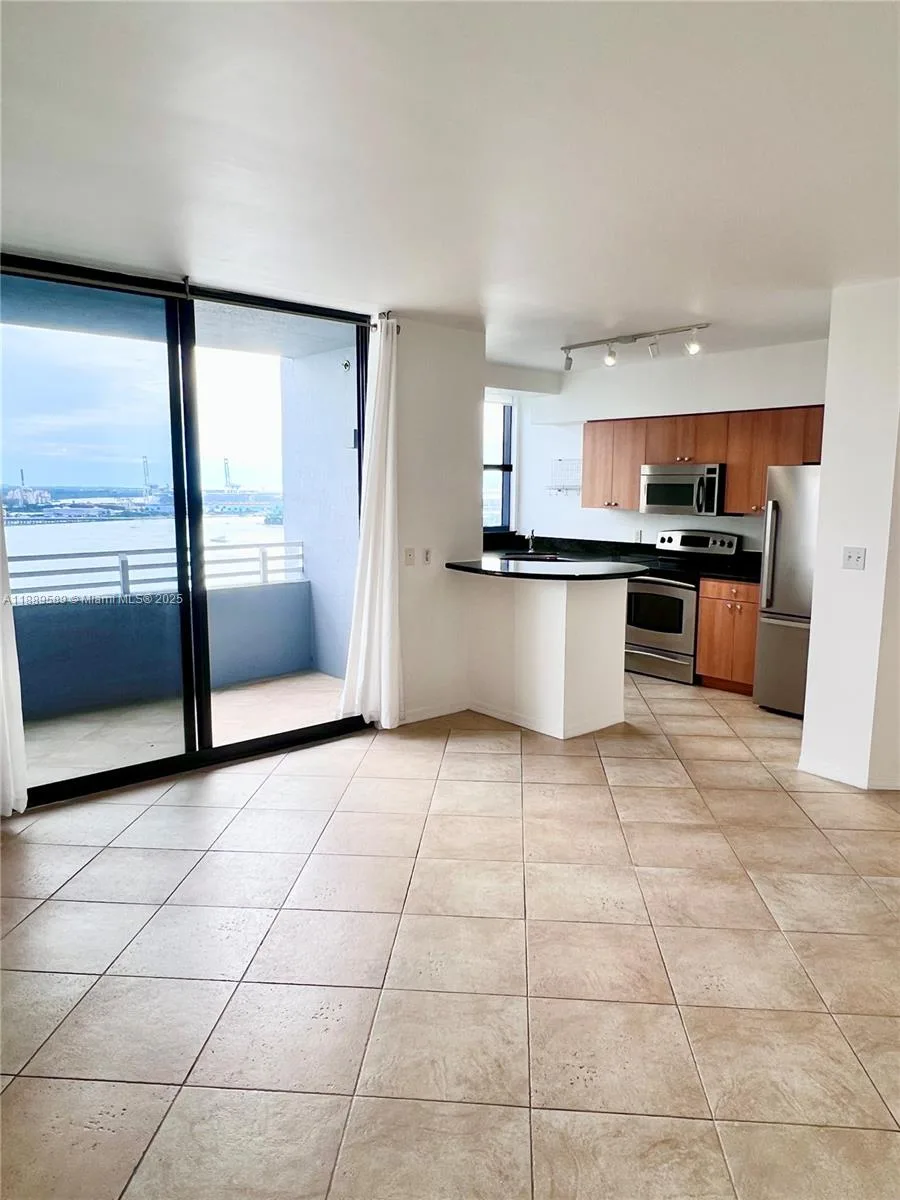 1330 West Ave # 2204, Miami Beach, FL 33139 photo 4