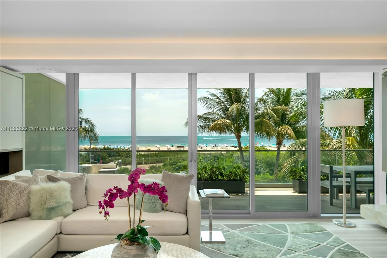 321 Ocean photo 4
