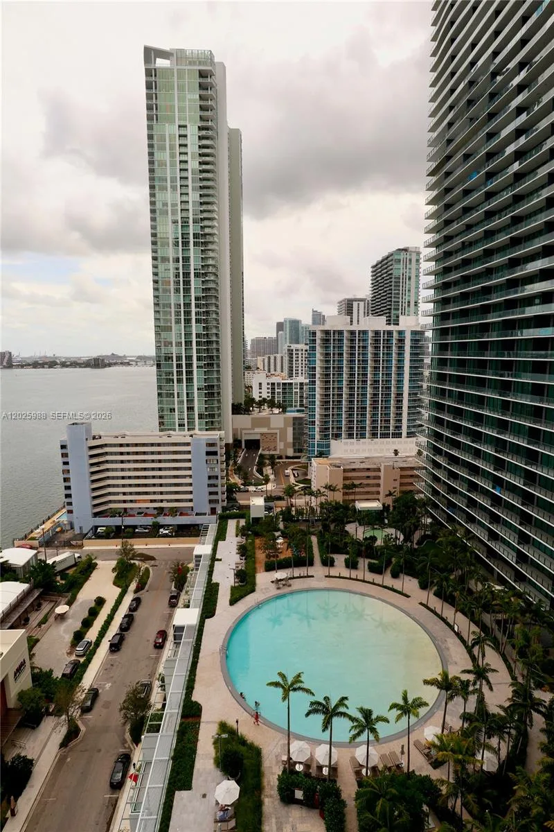 650 NE 32 # 1605, Miami, FL 33137