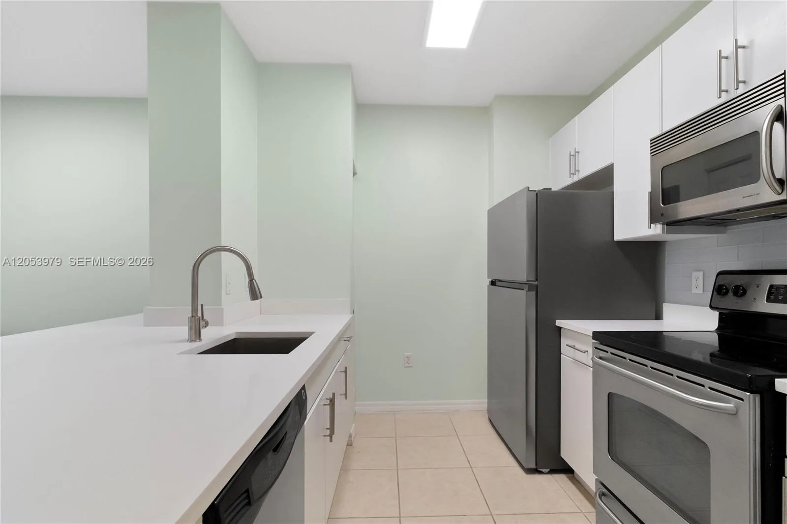 2421 NE 65th St # 217, Fort Lauderdale, FL 33308 photo 3
