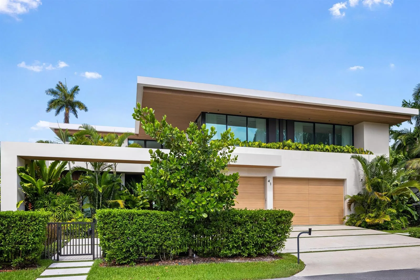 41 NURMI Drive, Fort Lauderdale, FL 33301 photo 3