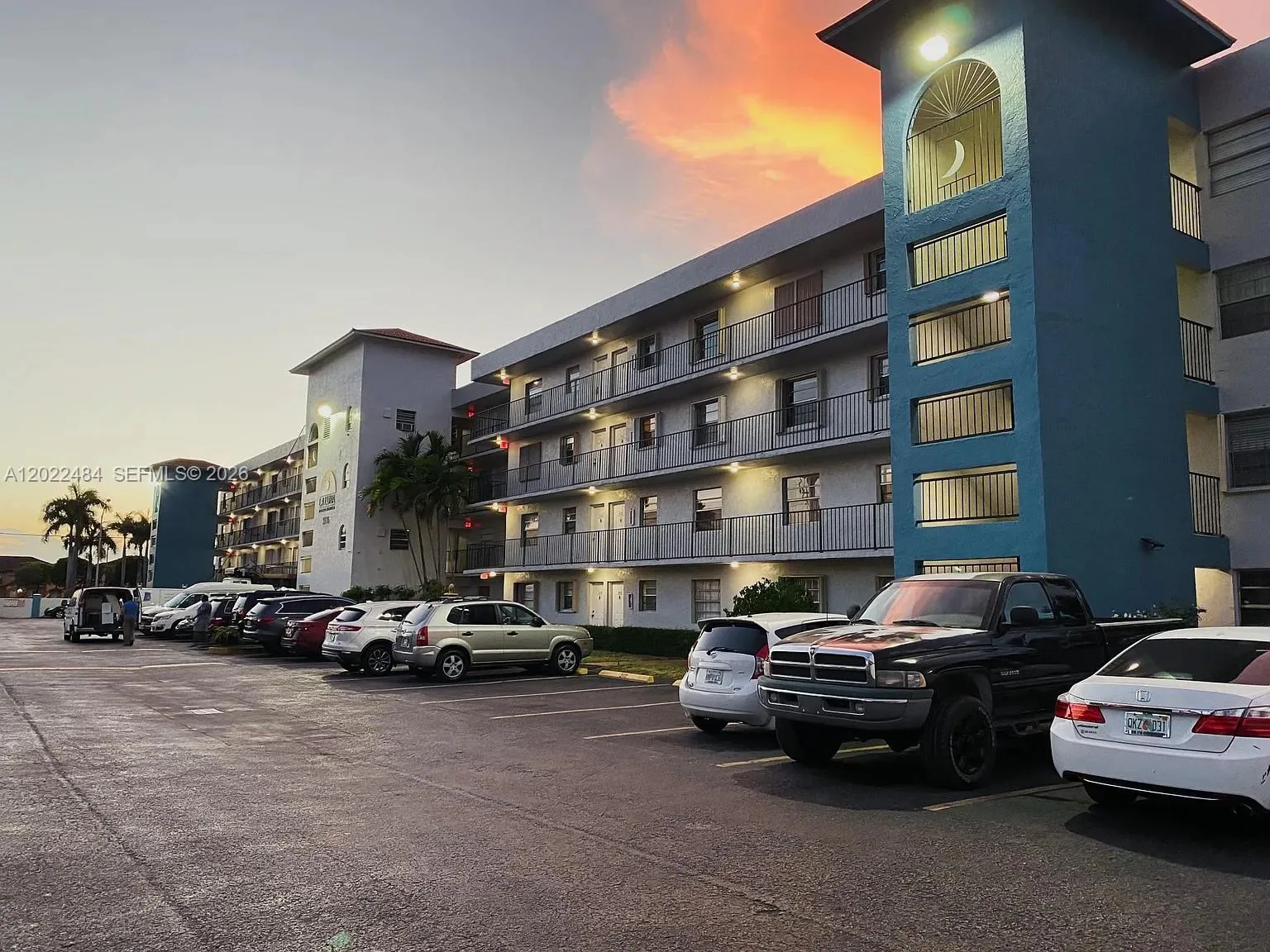 2775 W 52nd St # 206, Hialeah, FL 33016
