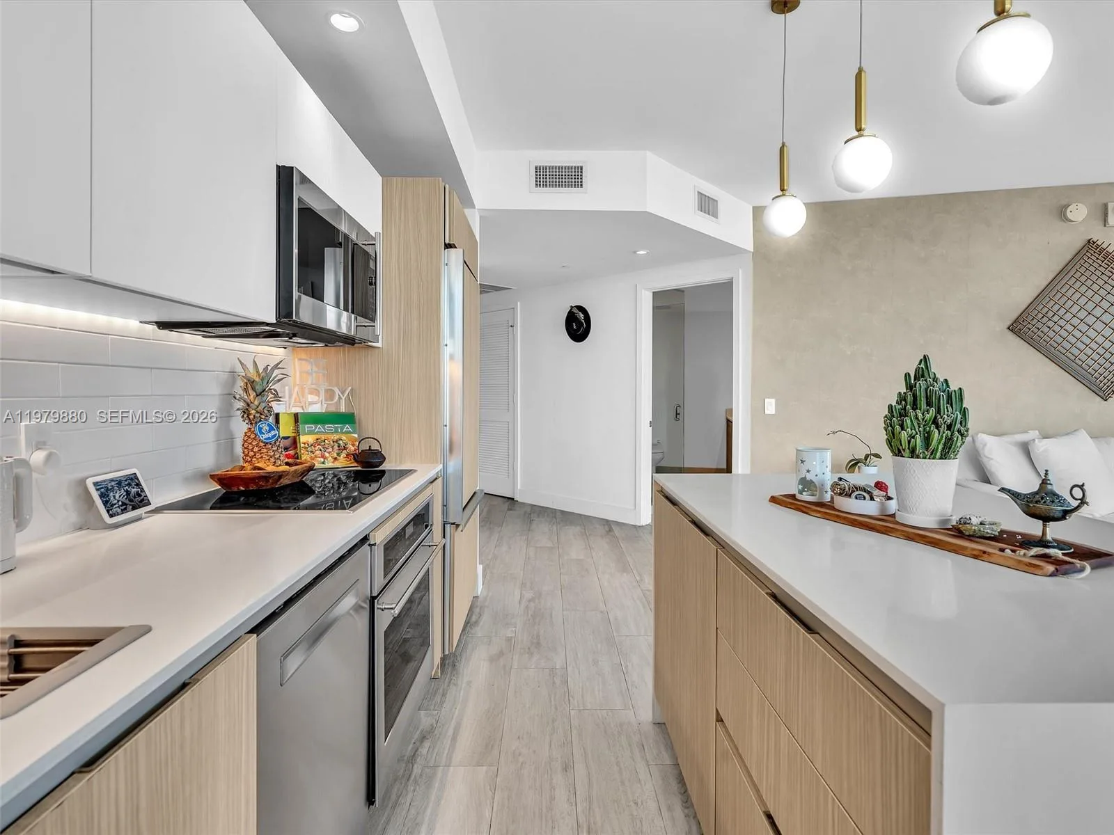 121 NE 34th St # 2104, Miami, FL 33137 photo 12