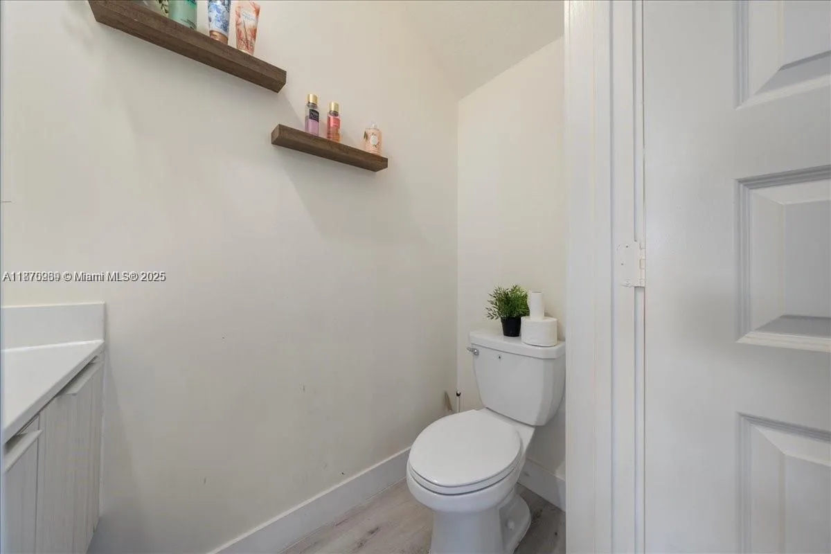 10413 NW 82nd St # 9, Doral, FL 33178 photo 10