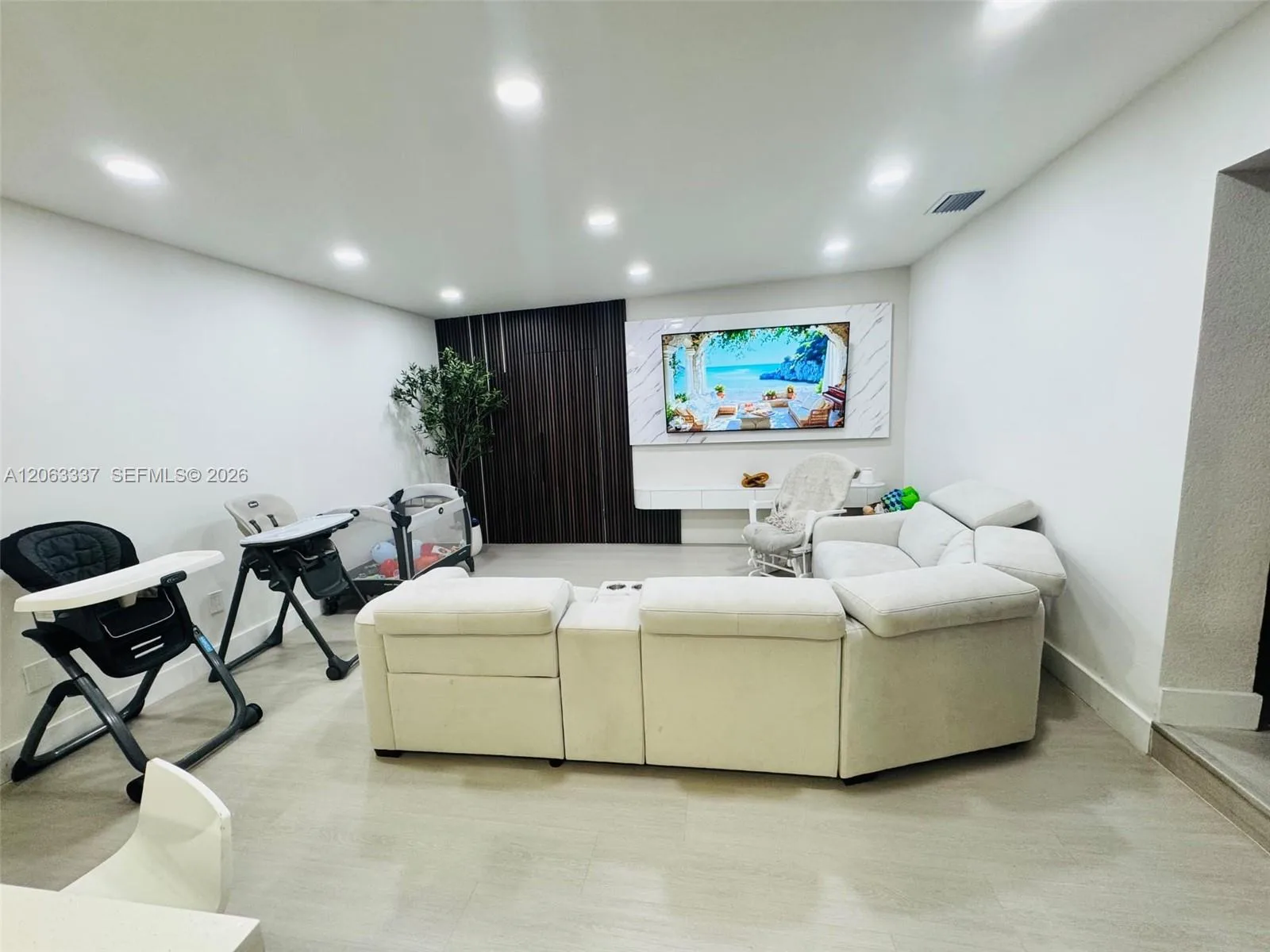 75 SW 18th Ave, Homestead, FL 33030 photo 12