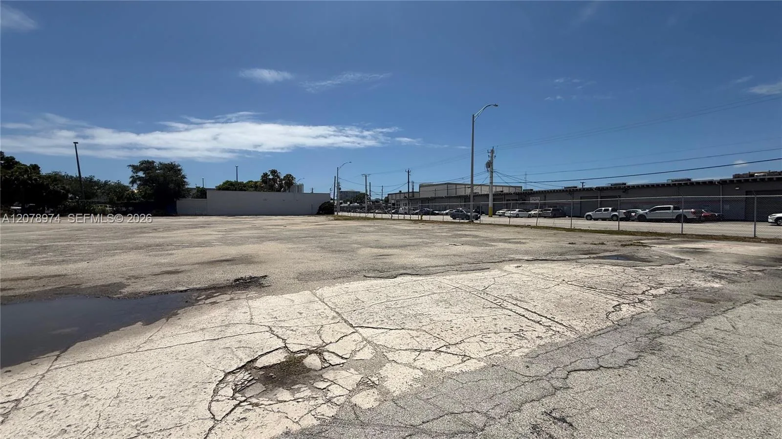 15151 W Dixie Hwy, North Miami Beach, FL 33162