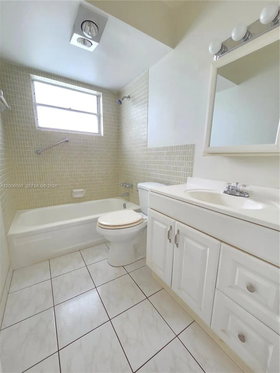 1000 NE 14th Ave # 210, Hallandale Beach, FL 33009 photo 9