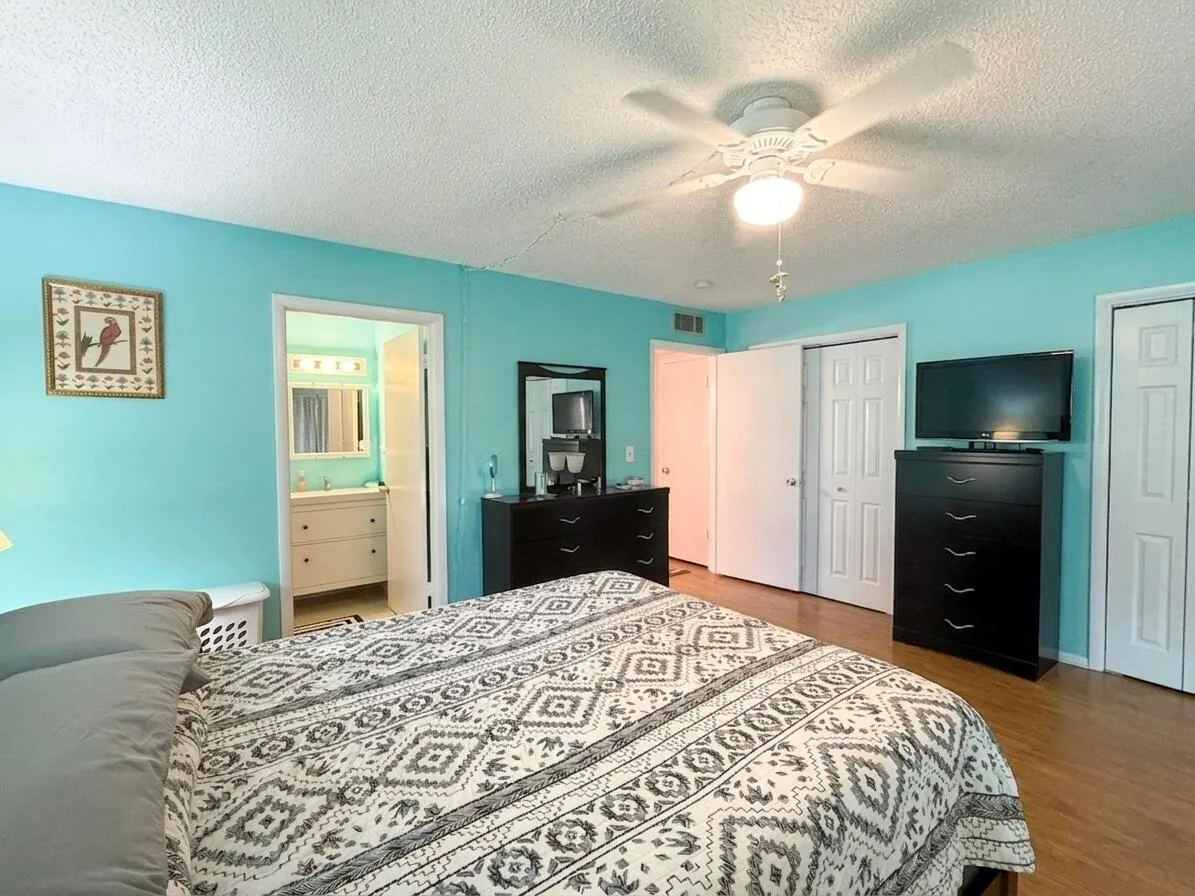 28 PINE ARBOR # 105, Vero Beach, FL 32962 photo 10