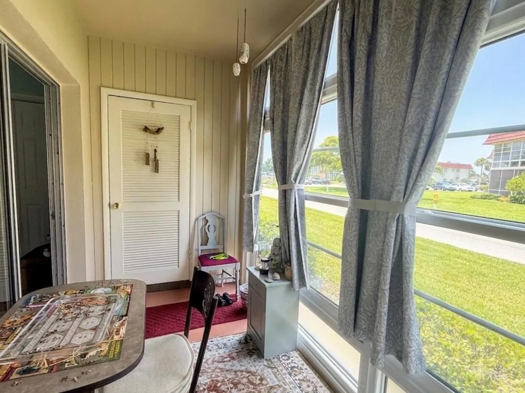 28 PINE ARBOR # 105, Vero Beach, FL 32962 photo 12