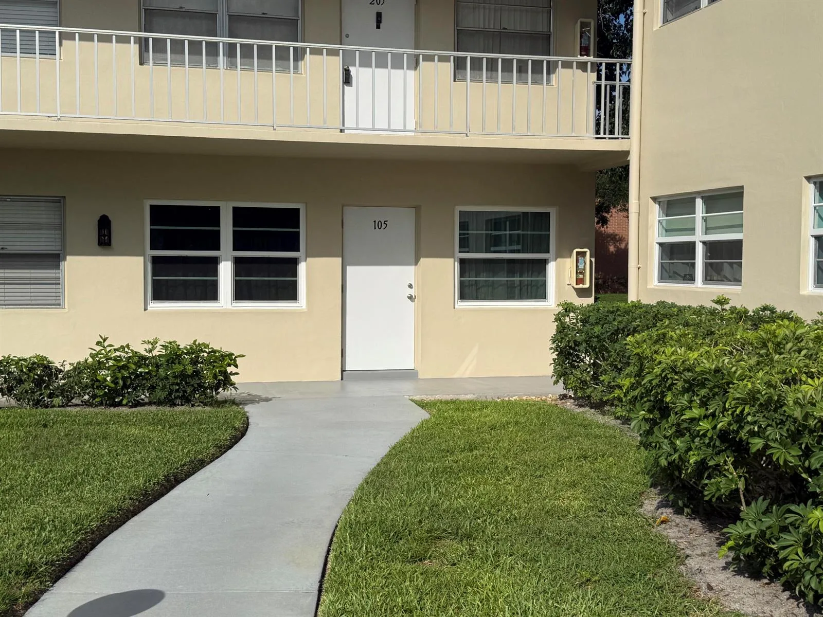 28 PINE ARBOR # 105, Vero Beach, FL 32962 — zdjęcie 3