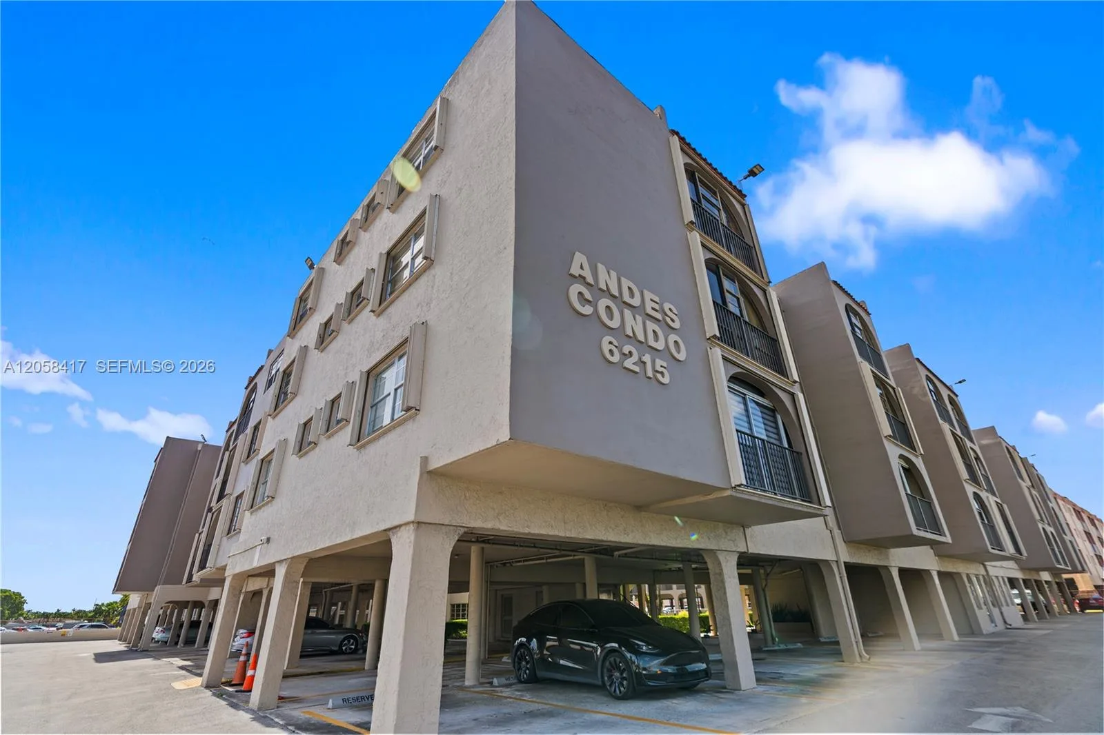 6215 W 20th Ave # 402, Hialeah, FL 33012