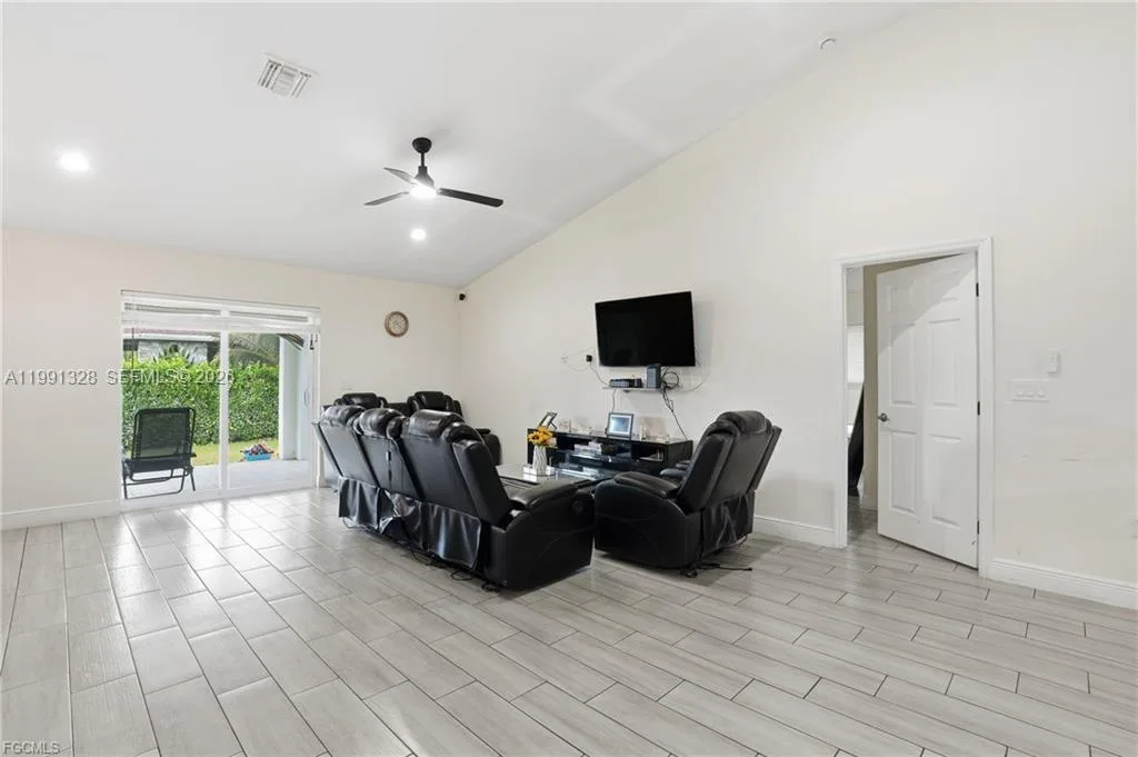 1013 ATHERTON AVE, Lehigh Acres, FL 33971 photo 10