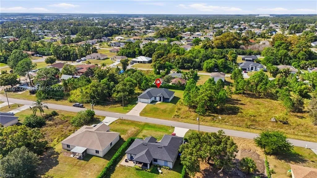 1013 ATHERTON AVE, Lehigh Acres, FL 33971 photo 4