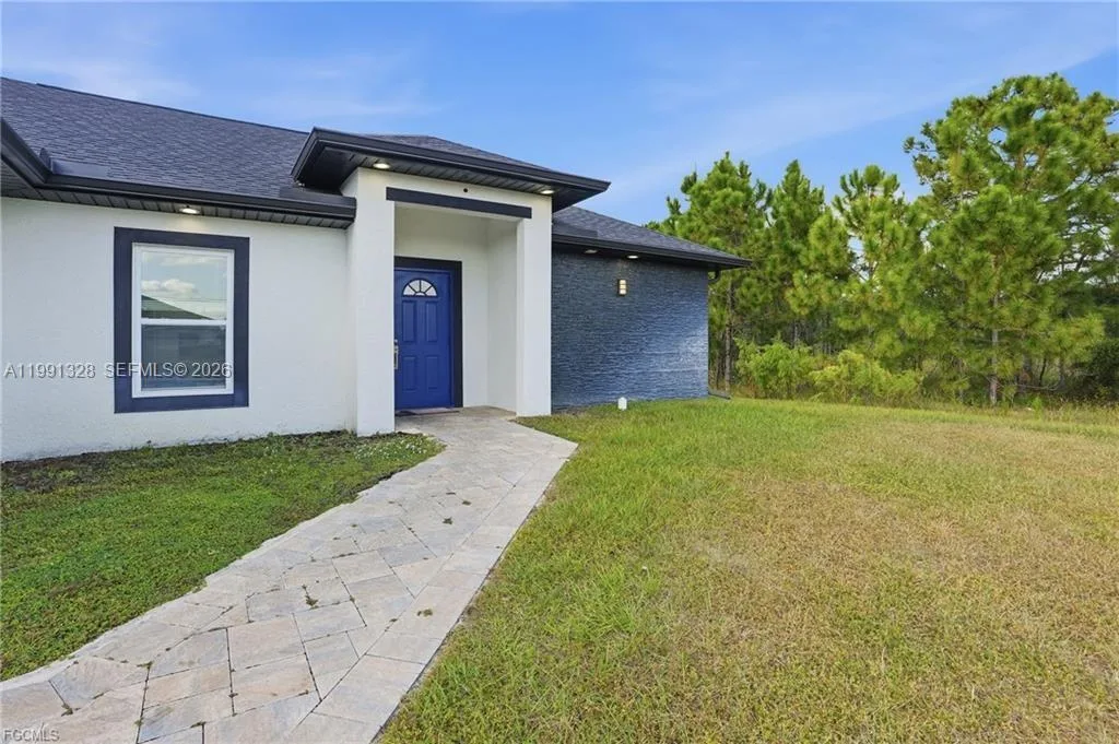 1013 ATHERTON AVE, Lehigh Acres, FL 33971 photo 6