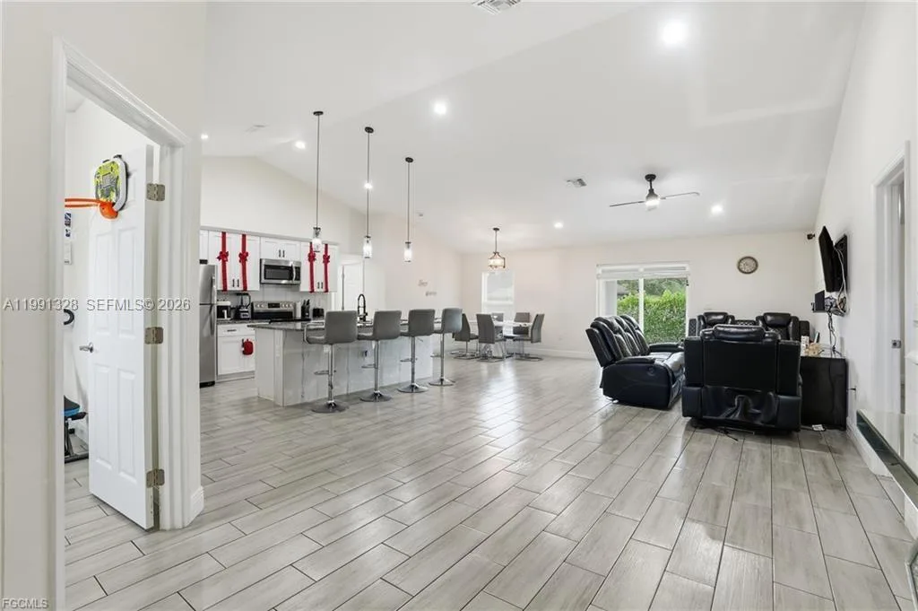 1013 ATHERTON AVE, Lehigh Acres, FL 33971 photo 8