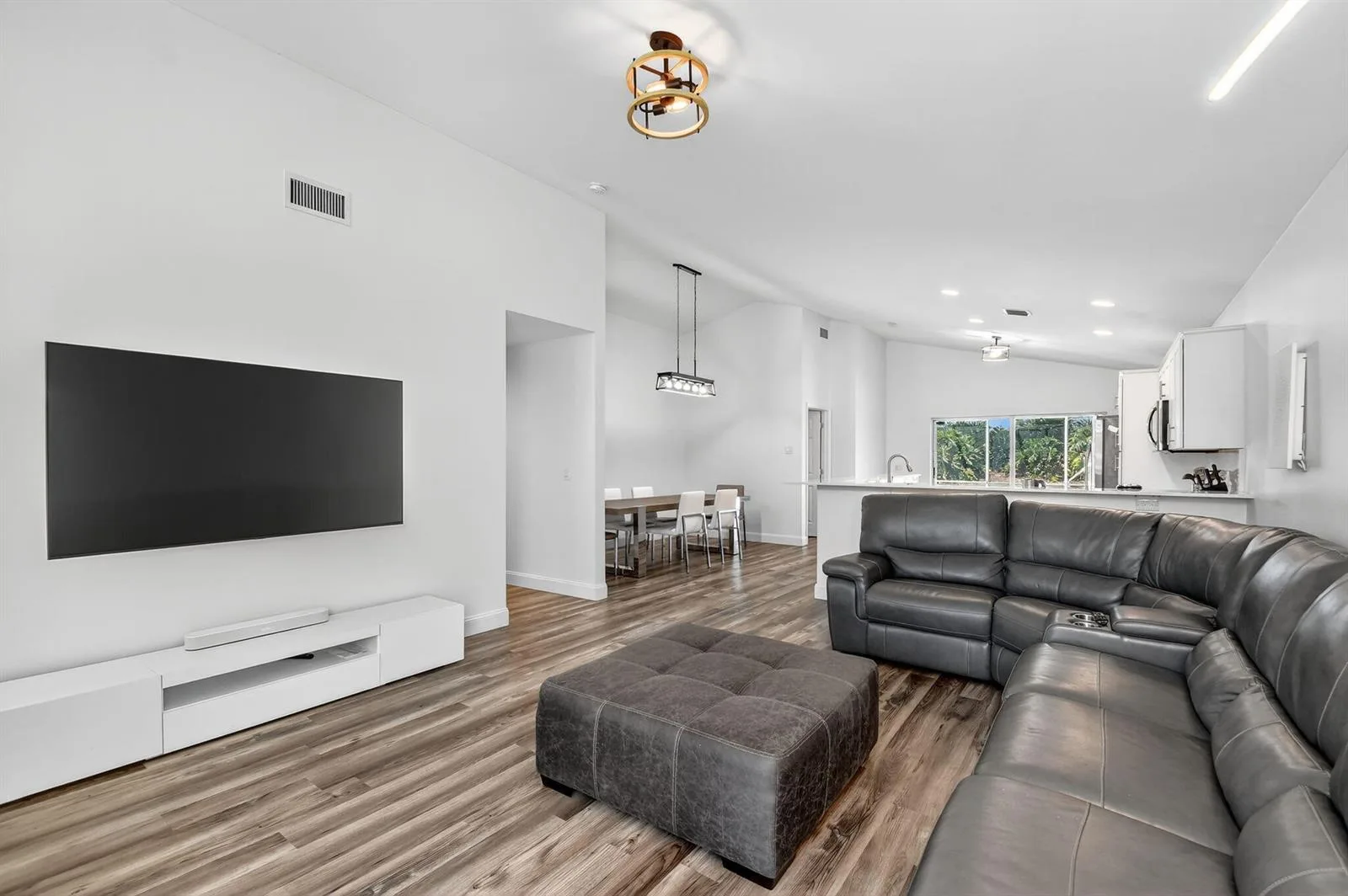 1891 Oak Berry Circle, Wellington, FL 33414 photo 9