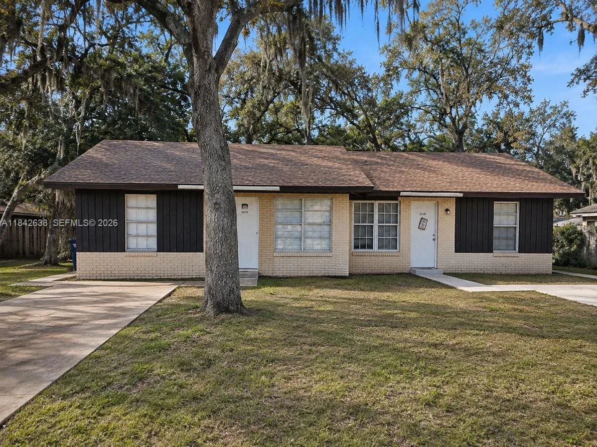 2019 COLMAR AVE, Sebring, FL 33870