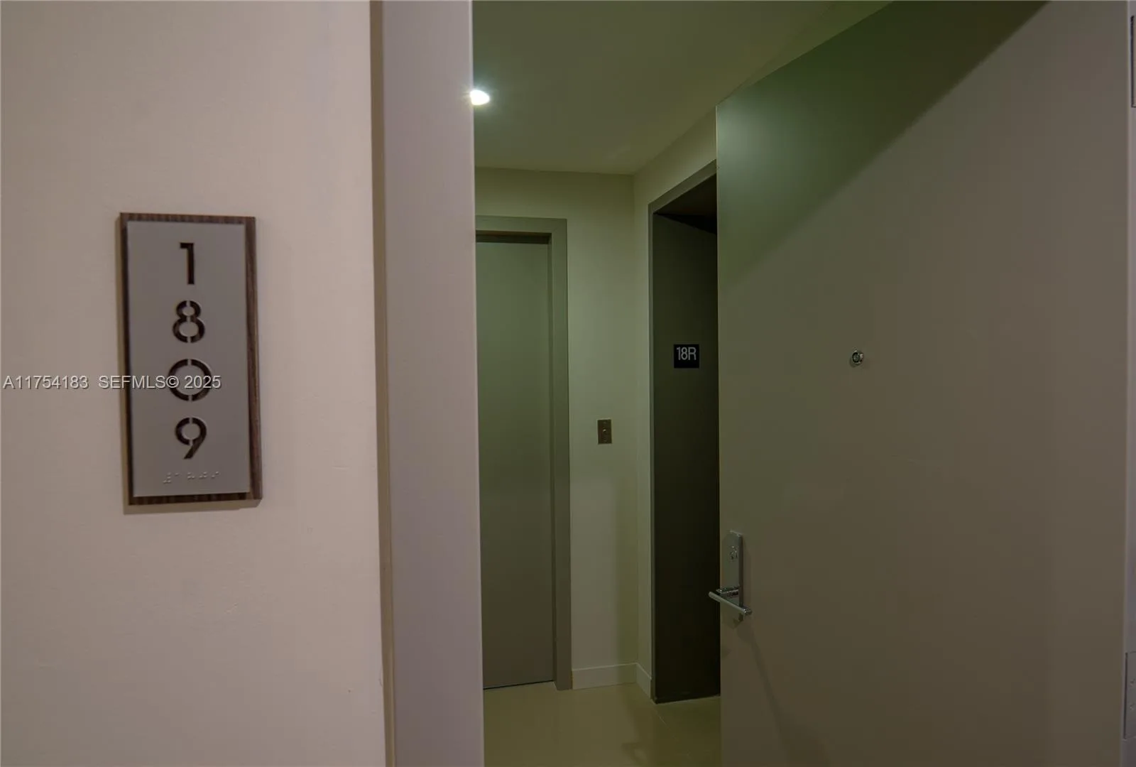 488 NE 18 St # 1809, Miami, FL 33132 photo 10
