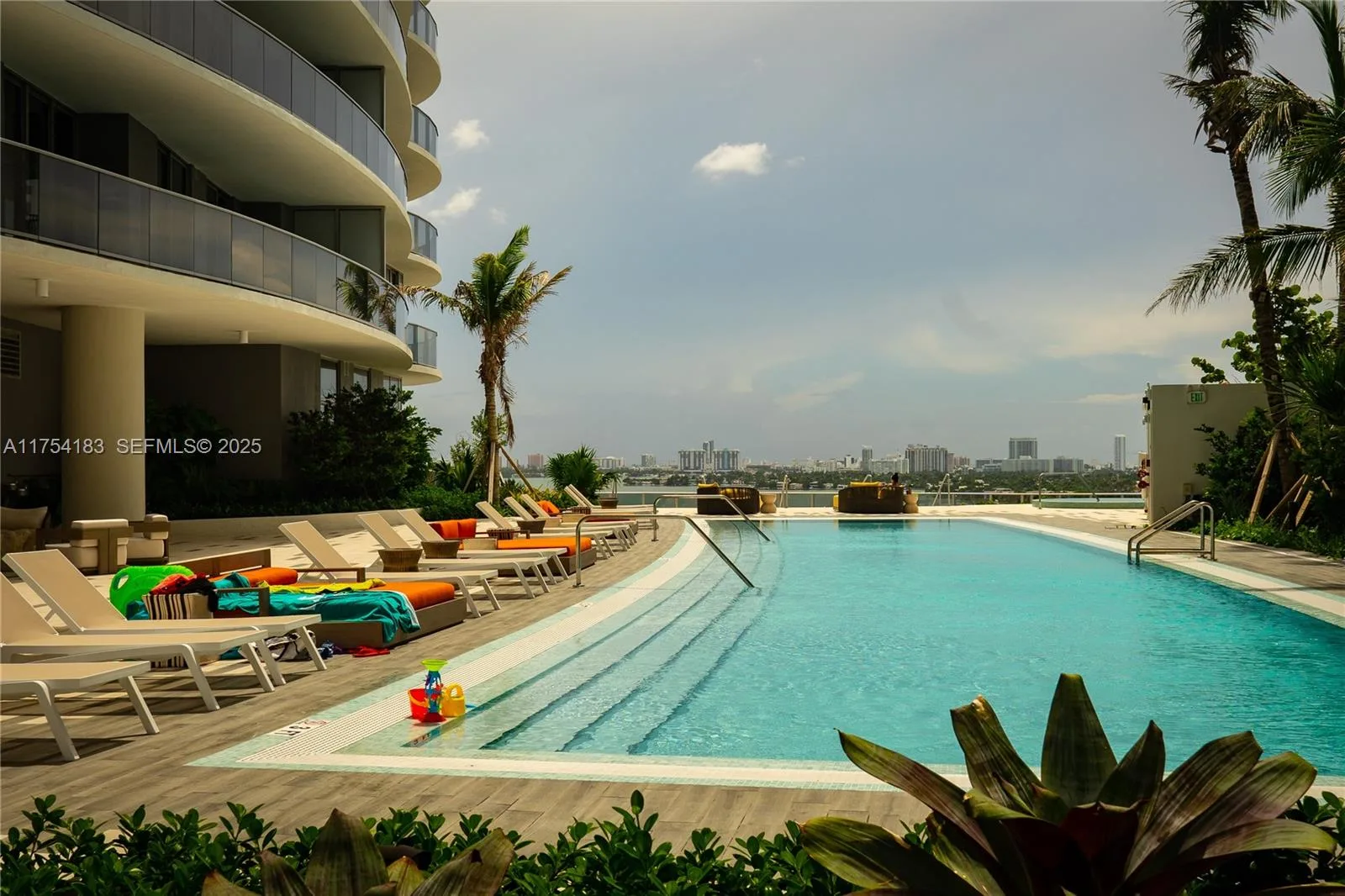 488 NE 18 St # 1809, Miami, FL 33132 photo 8