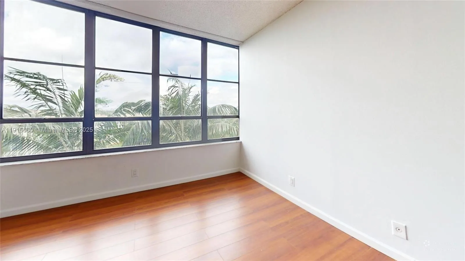 500 Three Islands Blvd # 408, Hallandale Beach, FL 33009 photo 12