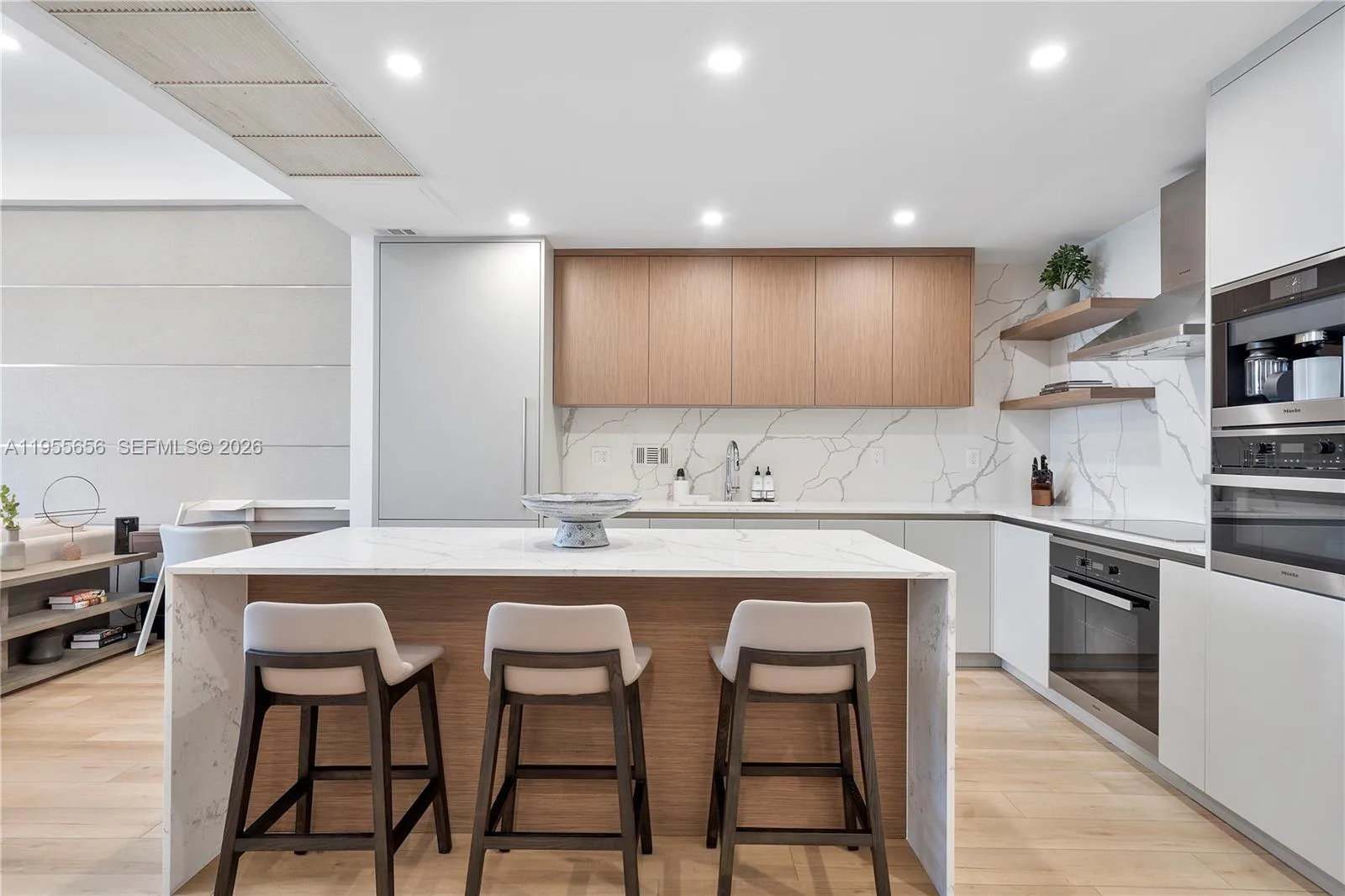 2301 Collins Ave # 1633, Miami Beach, FL 33139 photo 2