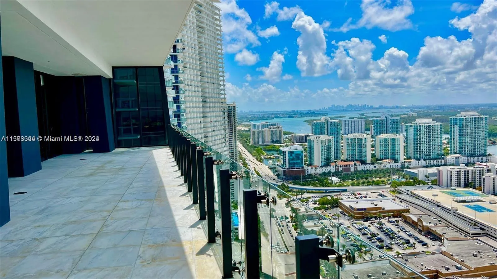 Muse Residences – photo 20