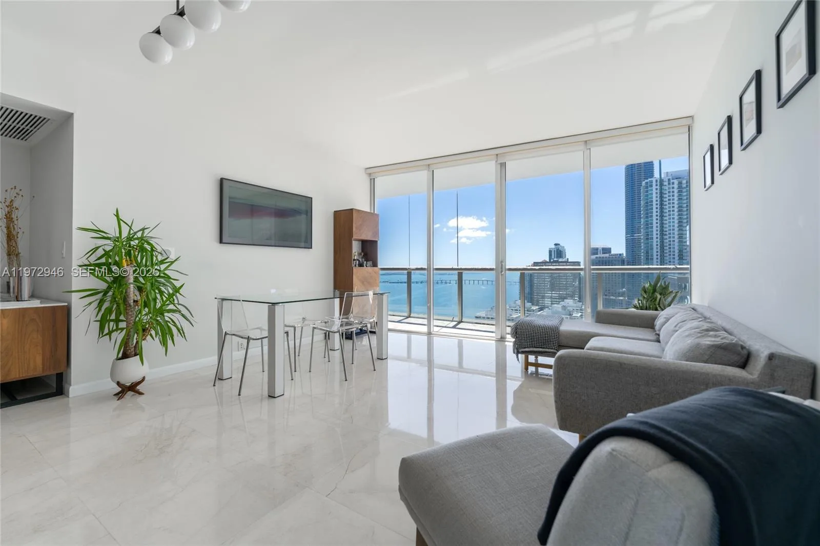 495 Brickell Ave # 3211, Miami, FL 33131