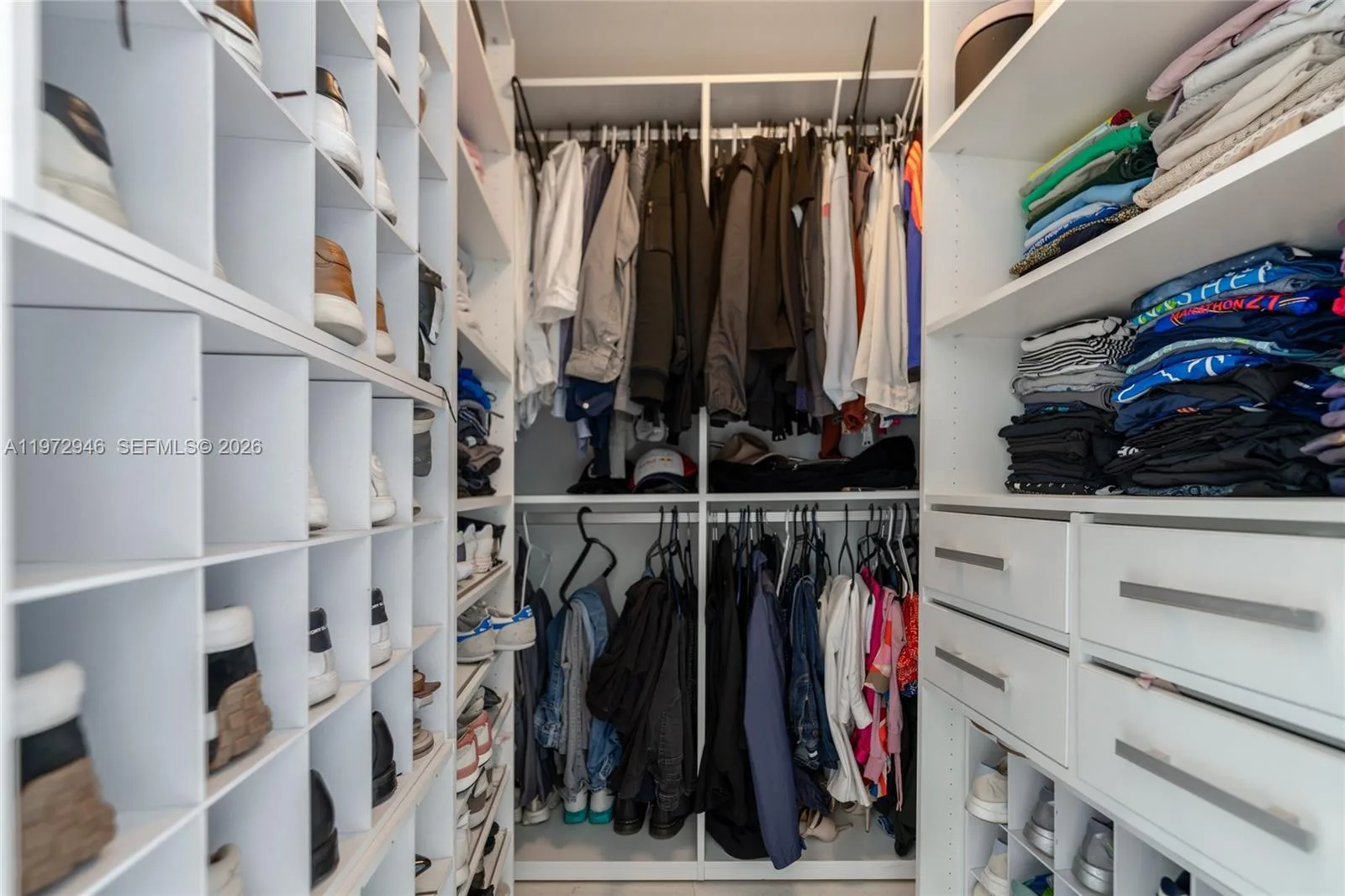 495 Brickell Ave # 3211, Miami, FL 33131 photo 10