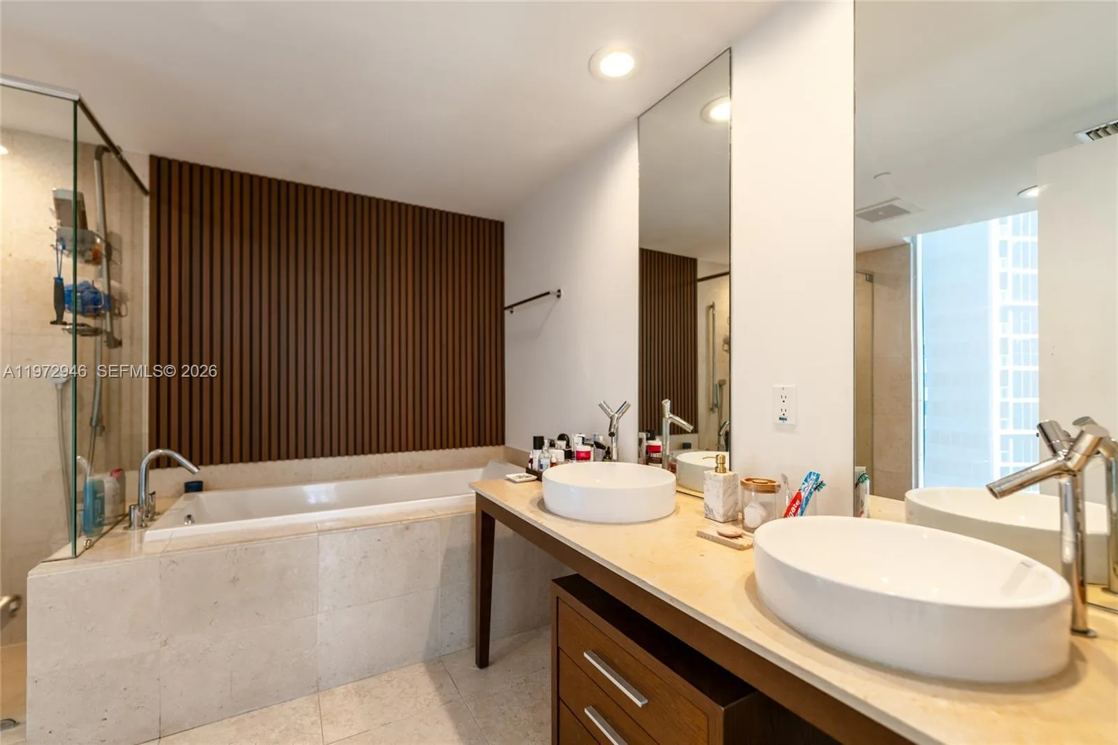 495 Brickell Ave # 3211, Miami, FL 33131 photo 8