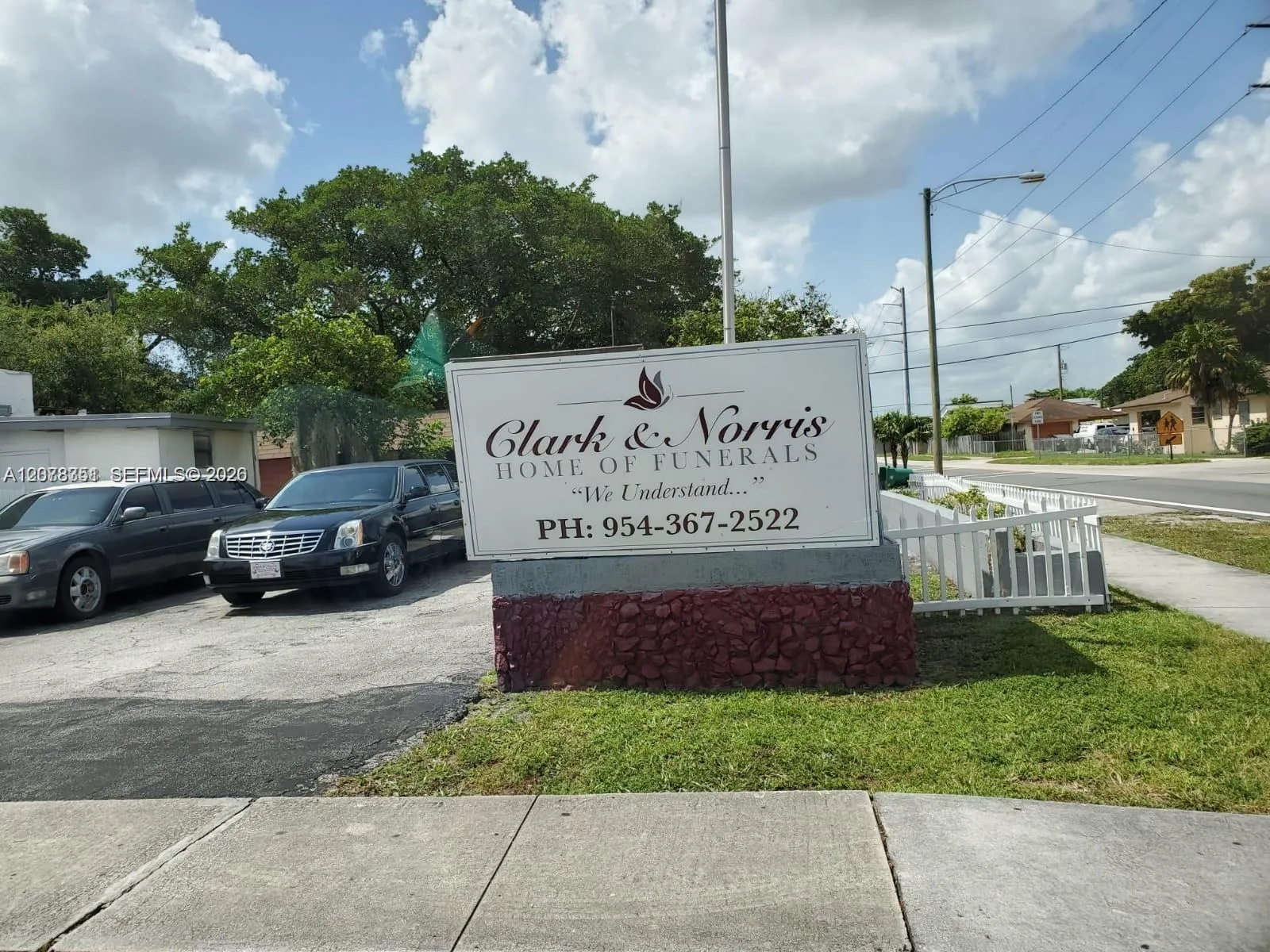 608 SW 12th Ave, Dania Beach, FL 33004