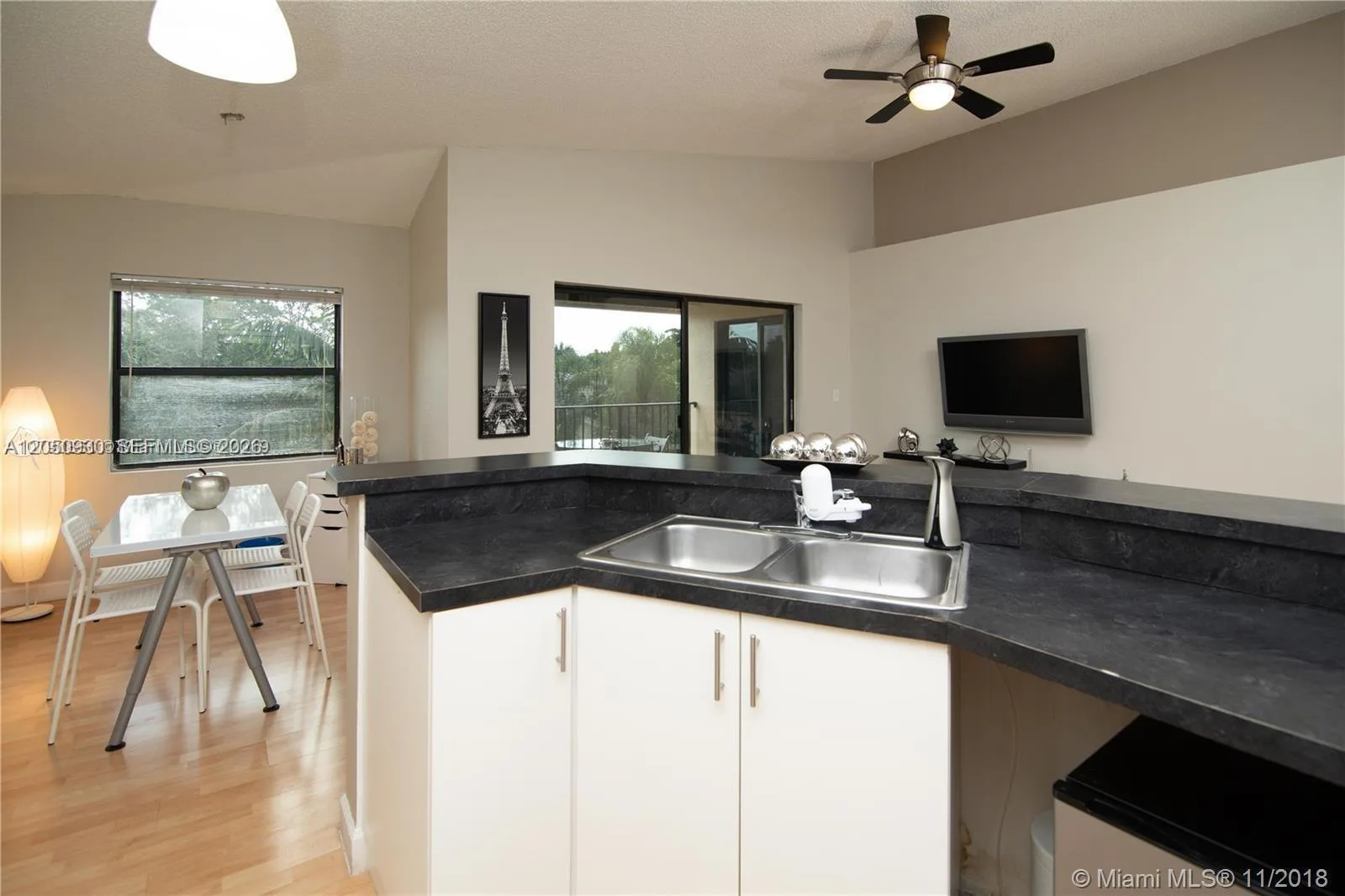 9999 Summerbreeze Dr # 403, Sunrise, FL 33322 photo 2