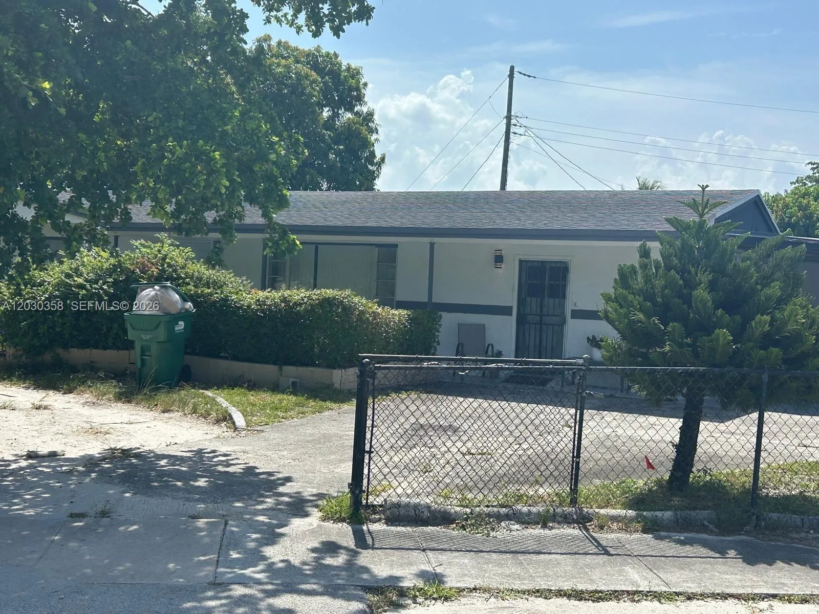 4301 NW 171st St, Miami Gardens, FL 33055