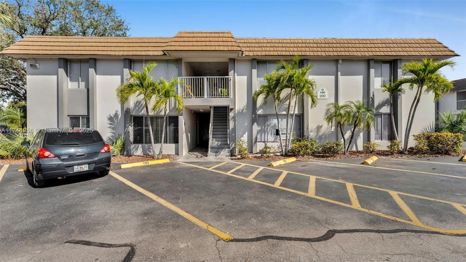 1830 Maravilla Ave. # 103, Fort Myers, FL 33901
