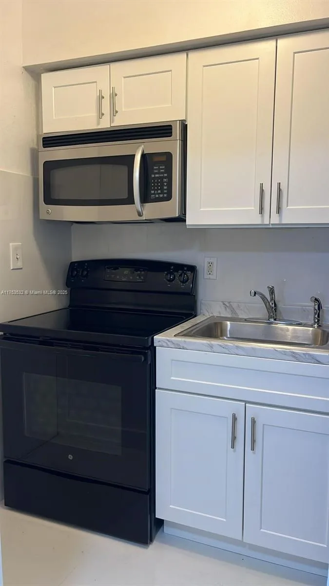 550 NE 44th St # M2, Deerfield Beach, FL 33064 photo 6