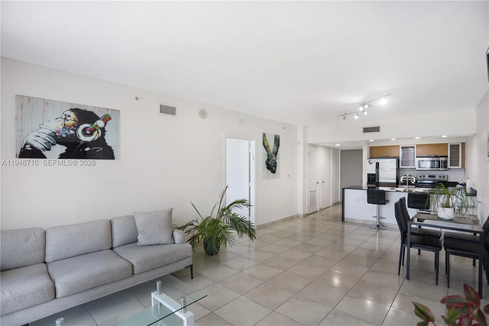 1750 N Bayshore Dr # 3210, Miami, FL 33132 photo 12