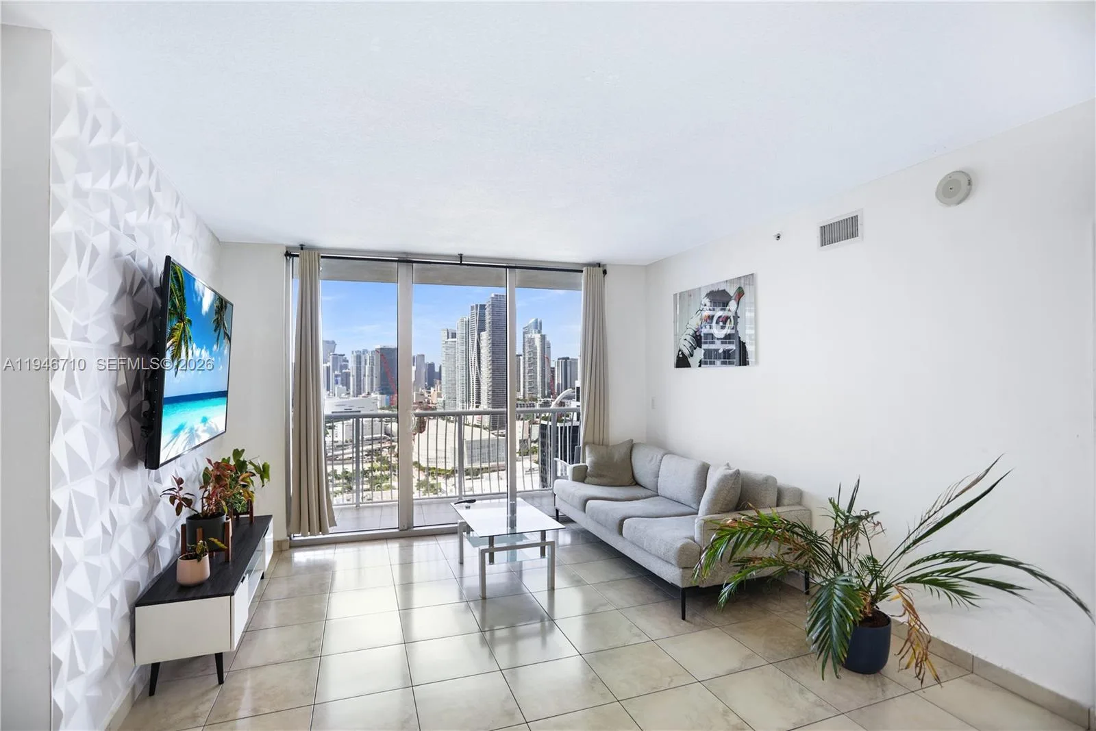 1750 N Bayshore Dr # 3210, Miami, FL 33132 photo 8